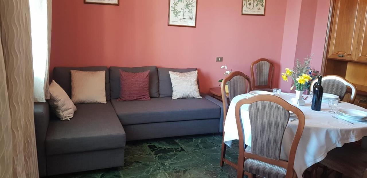 Casa Ai Castelli Apartment Cannobio Luaran gambar