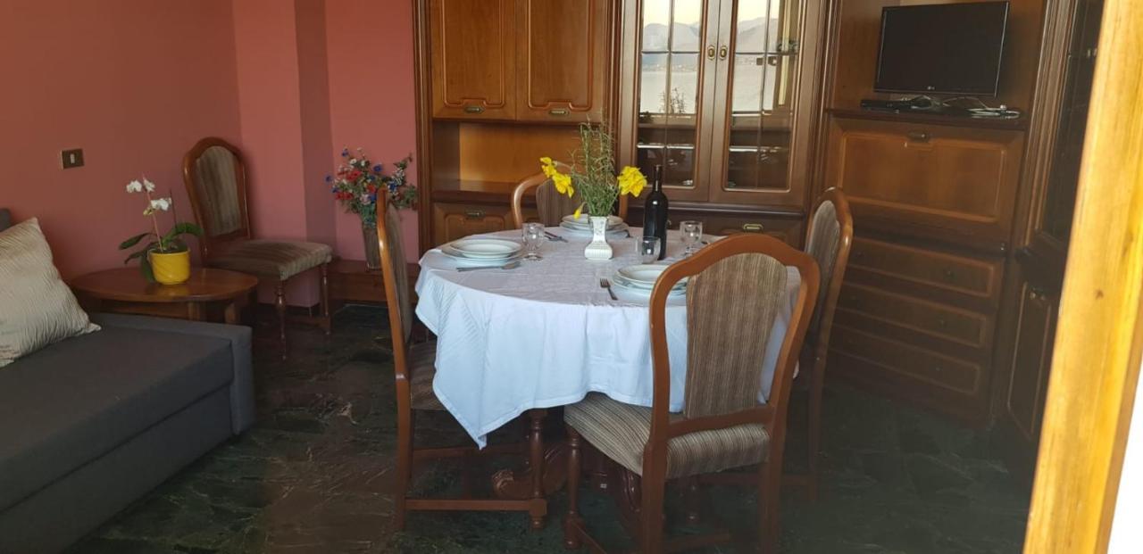 Casa Ai Castelli Apartment Cannobio Luaran gambar