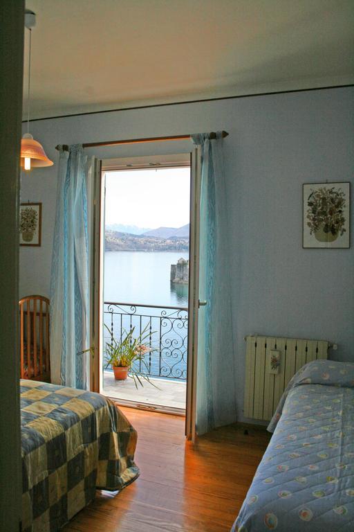 Casa Ai Castelli Apartment Cannobio Luaran gambar