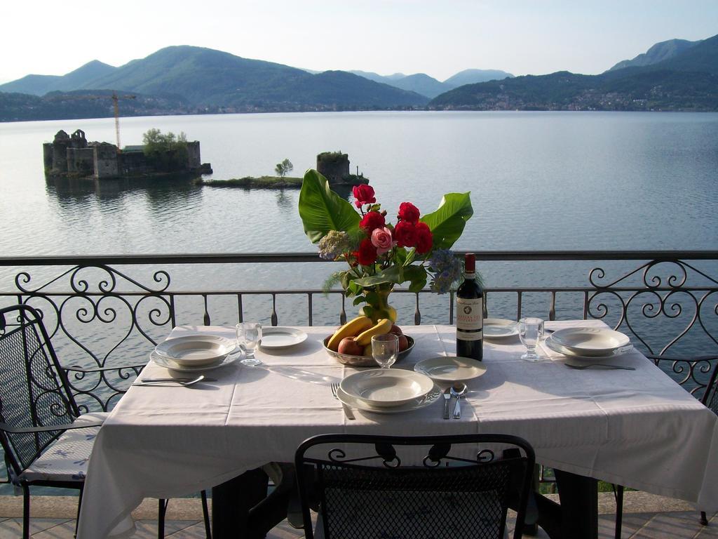 Casa Ai Castelli Apartment Cannobio Luaran gambar